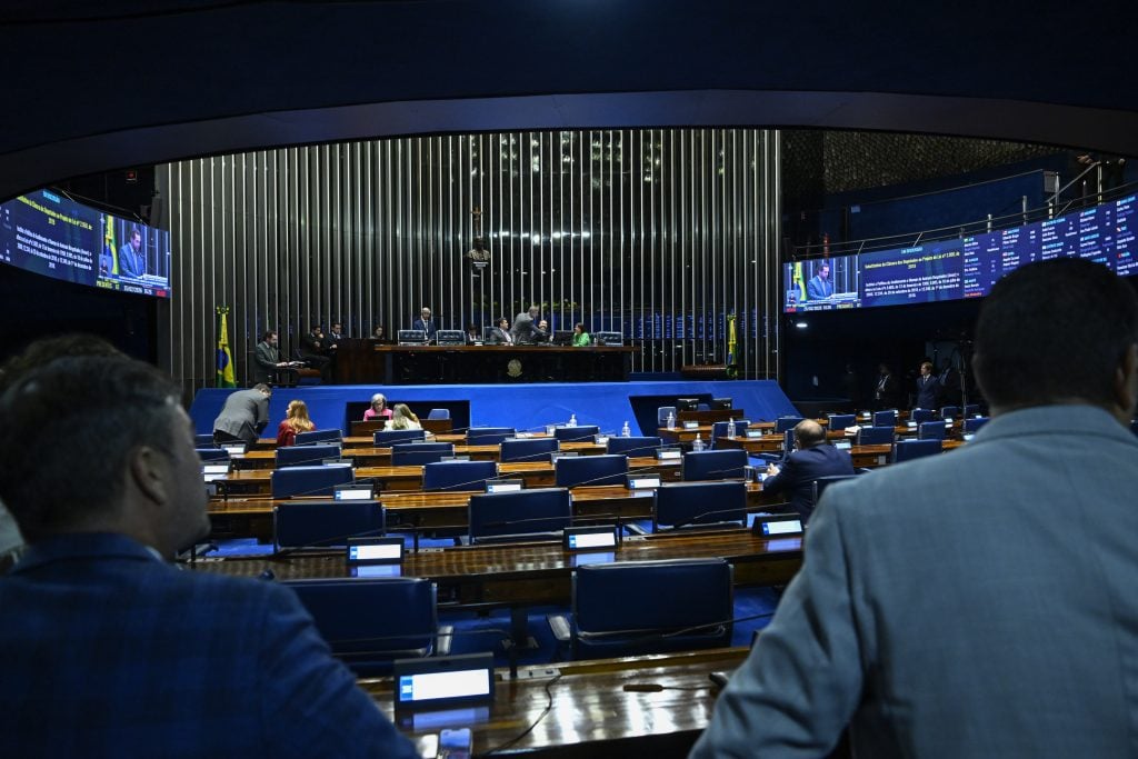Senado aprova projeto que reforça vulnerabilidade absoluta para menor de 14 anos em casos de estupro