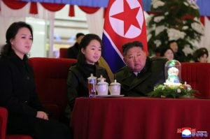 Coreia do Norte: Kim Jong-un pode indicar em breve filha como sucessora, segundo Seul