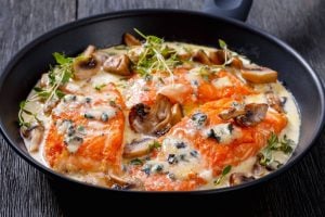 Almoço de domingo: 7 receitas práticas com salmão