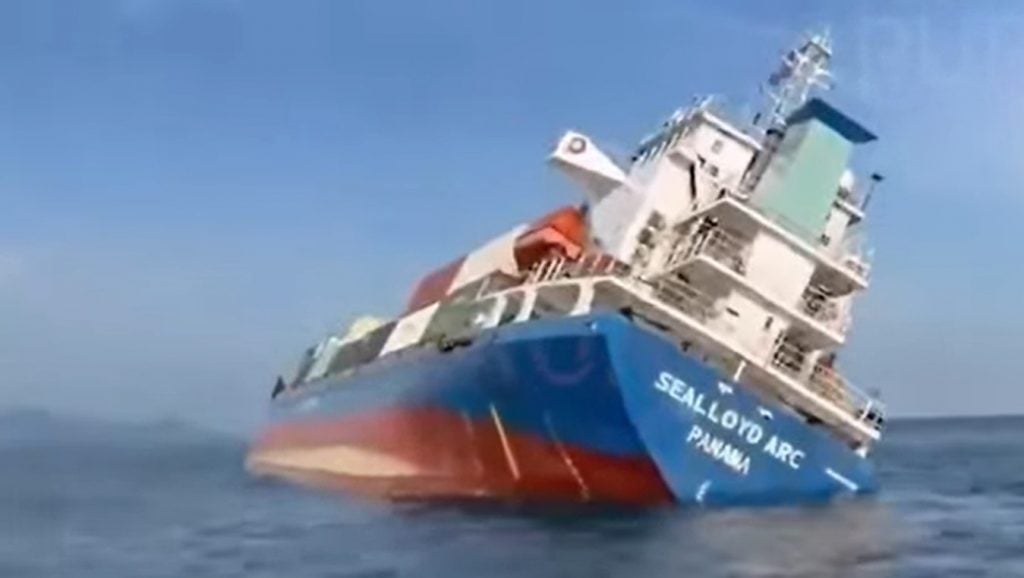 Vazamento de petróleo atinge ilhas turísticas tailandesas