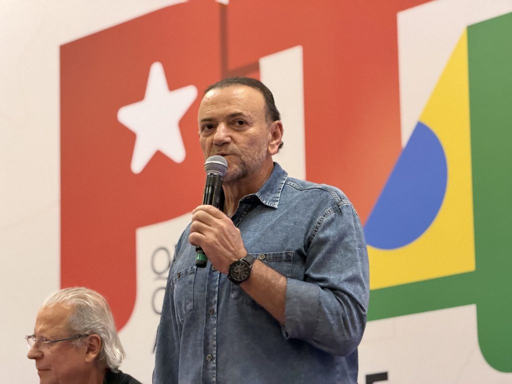 Presidente do PT prega convencimento — e não pressão — por Haddad candidato em São Paulo