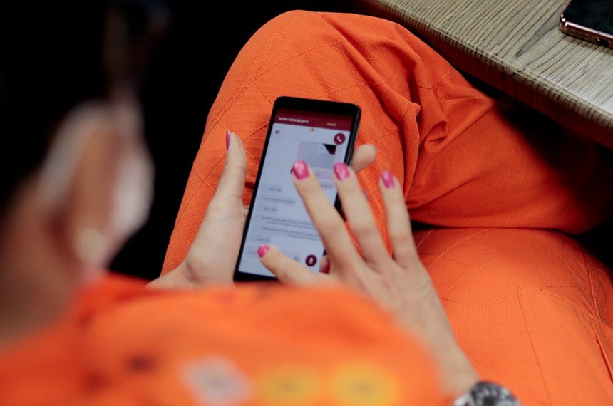 Primeiro projeto do Senado em 2026 cria botão do pânico virtual para mulheres