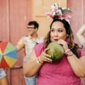 Alimentação no Carnaval: 5 dicas práticas para manter a energia e a saúde na folia