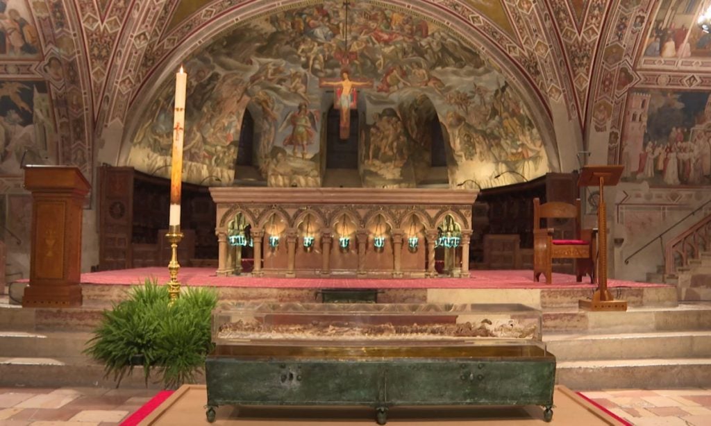 Itália expõe restos de São Francisco de Assis pela 1ª vez