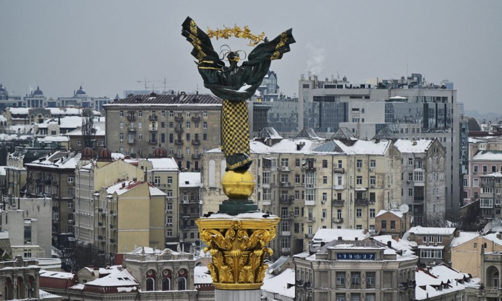 Ucrânia enfrenta apagão generalizado após bombardeios russos