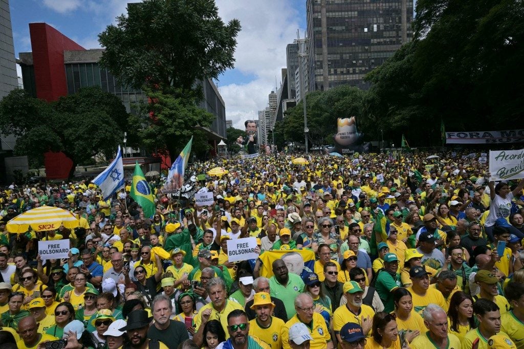 O público dos atos bolsonaristas na Paulista e em Copacabana, segundo a USP