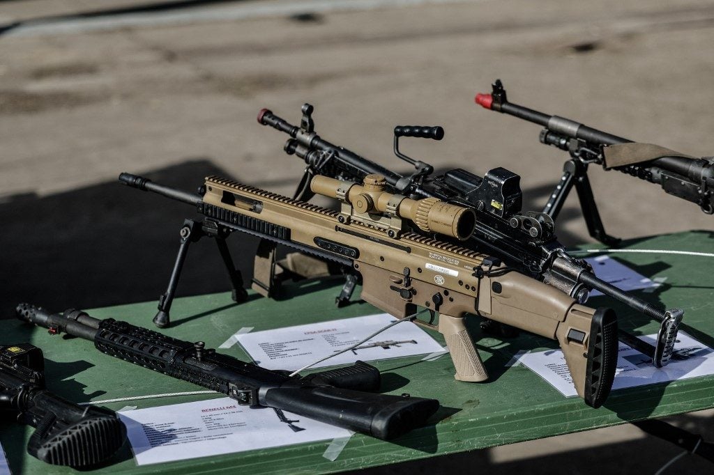 Europa triplica importações de armas em tensão com a Rússia