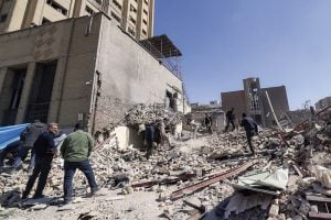 Ambições desmedidas