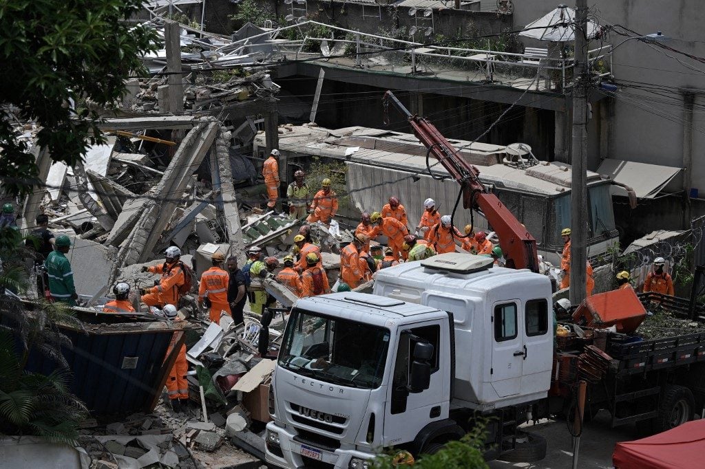 Bombeiros encerram buscas após desabamento que deixou 12 mortos em casa de repouso de BH