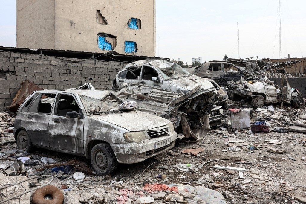 Fortes explosões abalam Teerã