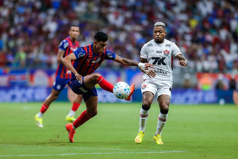 Bahia e Vitória empatam em clássico pelo Brasileirão