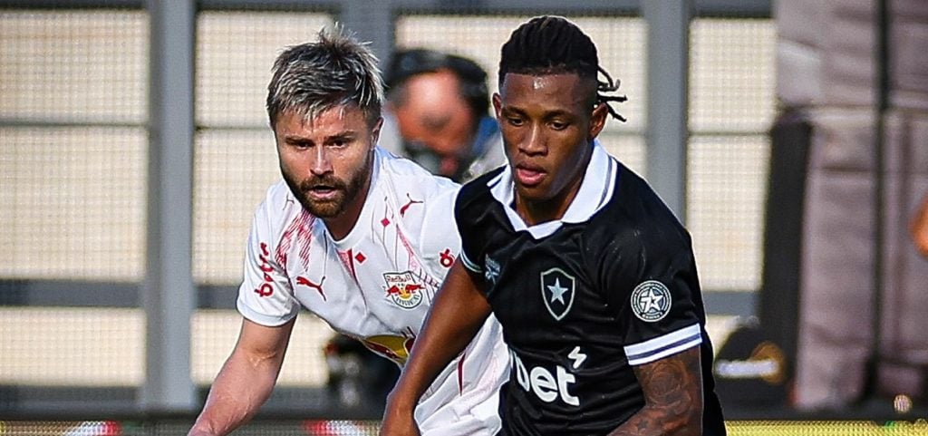 Botafogo vence o Bragantino fora de casa