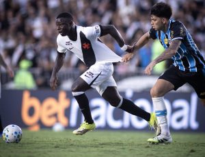 Vasco vence o Grêmio em São Januário