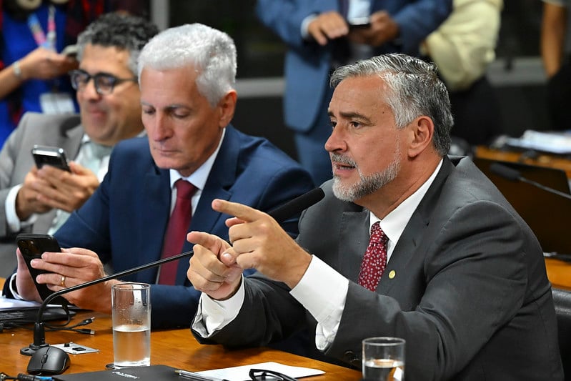 Governistas na CPMI do INSS elencam 8 núcleos responsáveis pelas fraudes