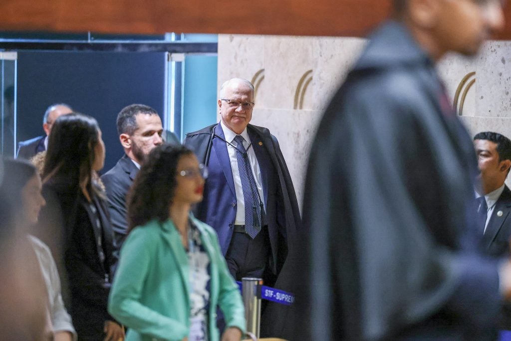 A dupla estratégia de Fachin para lidar com a crise do Master no Supremo