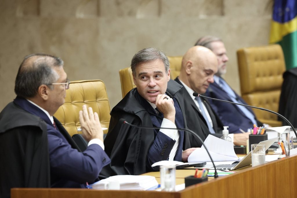 STF tende a derrubar decisão de Mendonça que prorroga a CPMI do INSS