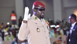 Guiné dissolve 40 partidos políticos, incluindo os principais da oposição