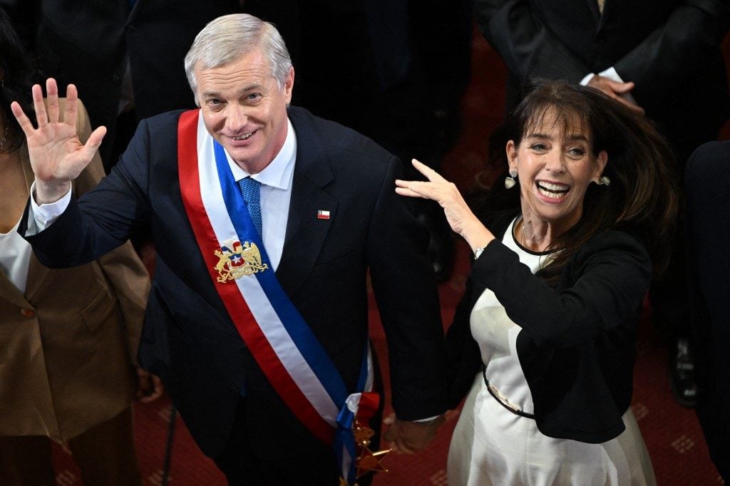 José Antônio Kast, de ultradireita, toma posse como presidente do Chile