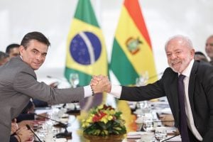 Brasil quer aumentar a produção e a importação de gás da Bolívia