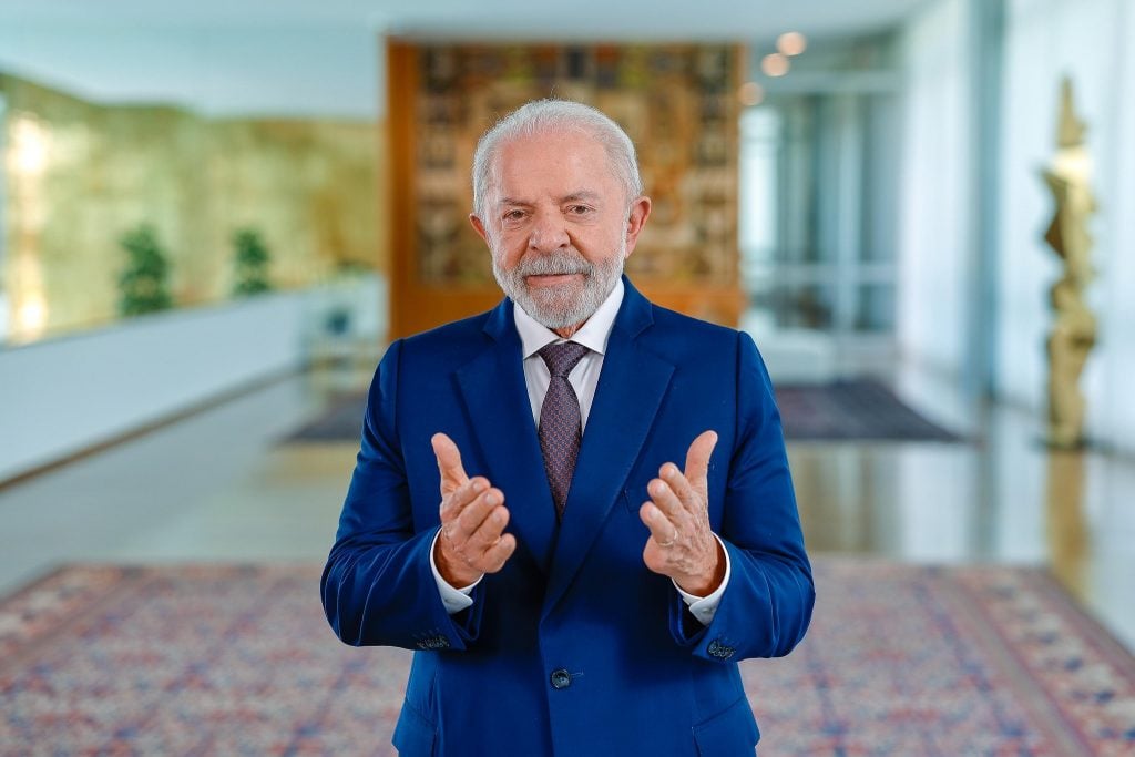 ‘Não podemos nos conformar com homens matando mulheres’, diz Lula