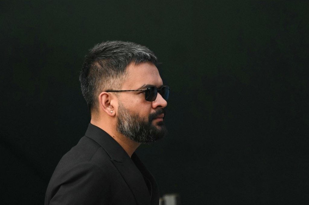 Partido de ex-rapper se aproxima da vitória no Nepal