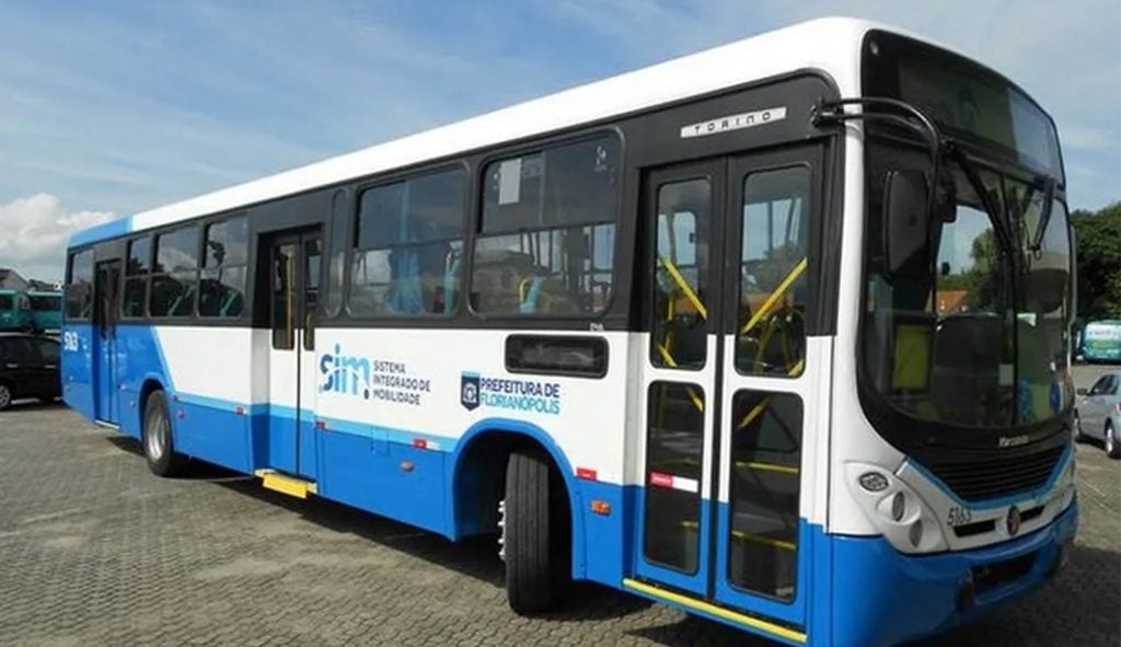 Por que Florianópolis tem a tarifa de ônibus mais cara do País?