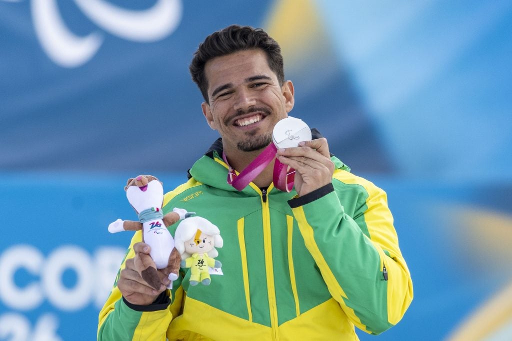 Cristian Ribera faz história e conquista a 1ª medalha do Brasil nos Jogos Paralímpicos