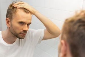 Transplante capilar: entenda quando pode ser necessário refazer o procedimento
