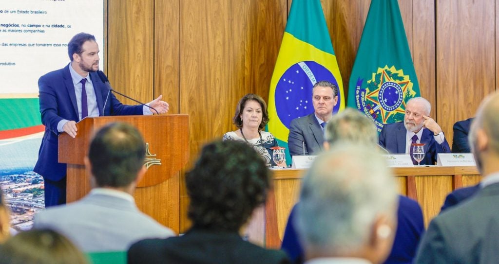 Com Haddad candidato, Lula confirma Dario Durigan como novo ministro da Fazenda