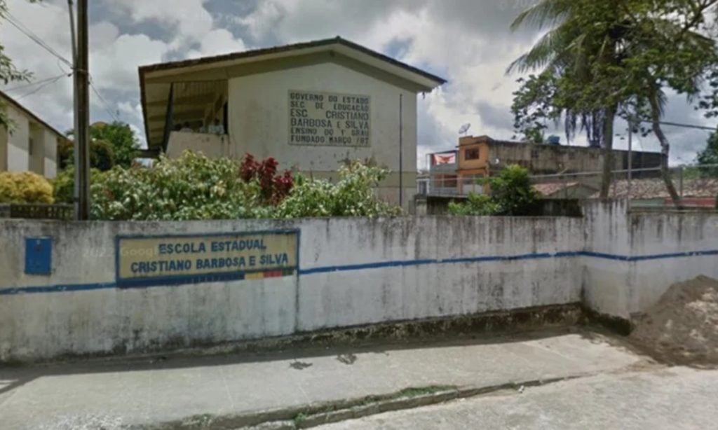 Adolescente esfaqueia três garotas em uma escola de Pernambuco