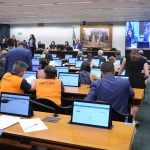 CCJ da Câmara aprova projeto que prevê prisão imediata do agressor que descumpre medida protetiva