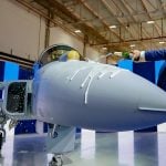 Lula lança o 1º caça supersônico produzido no Brasil