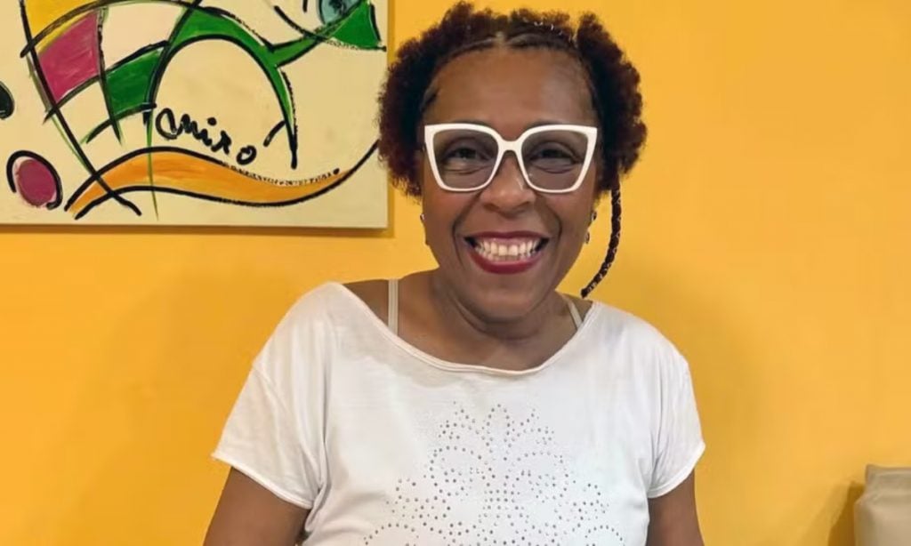 Médica morre no Rio após seu carro ser supostamente confundido com o de criminosos