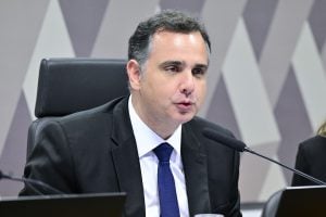 Rodrigo Pacheco oficializa filiação ao PSB, mas evita cravar candidatura