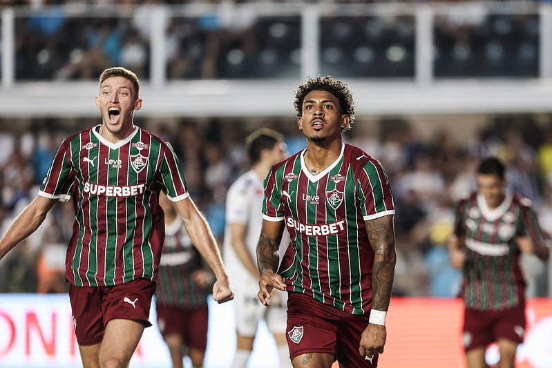 Fluminense supera o Santos em partida emocionante na Vila Belmiro