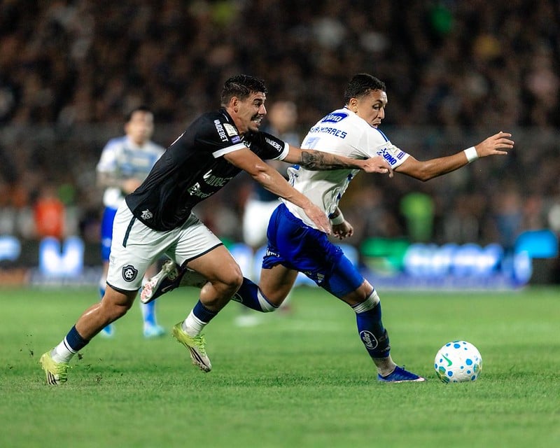 Cruzeiro vence o Remo e respira no Brasileirão