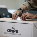 Keiko Fujimori comemora avanço ao segundo turno no Peru; adversário segue indefinido