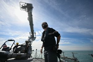 O desafio em torno das minas navais no Estreito de Ormuz