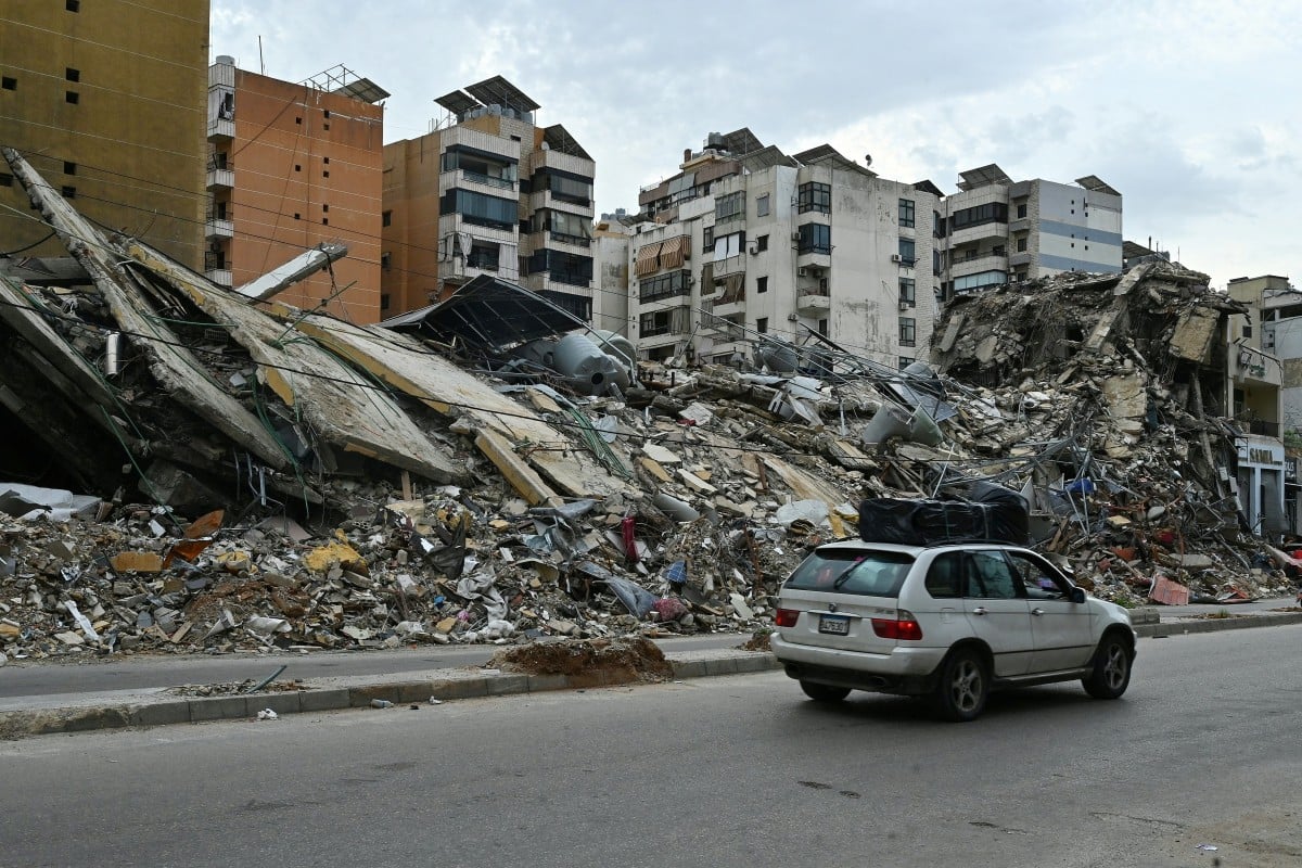 Libaneses retornam para casas destruídas após anúncio de trégua