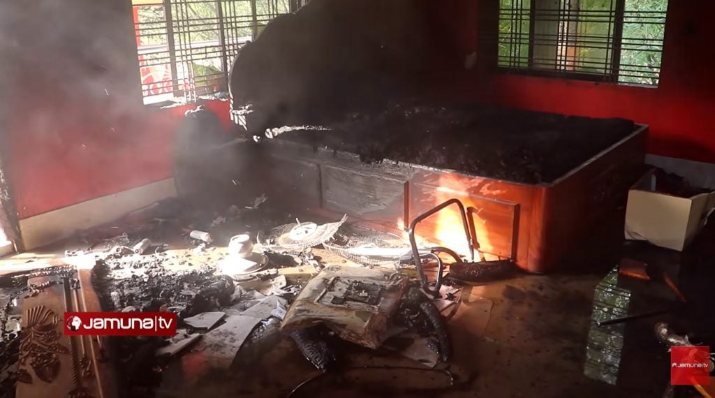 Multidão espanca autoproclamado líder espiritual até a morte em Bangladesh