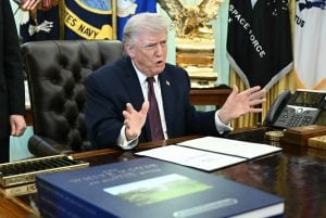 Homem é detido nos EUA por ameaçar Trump de morte