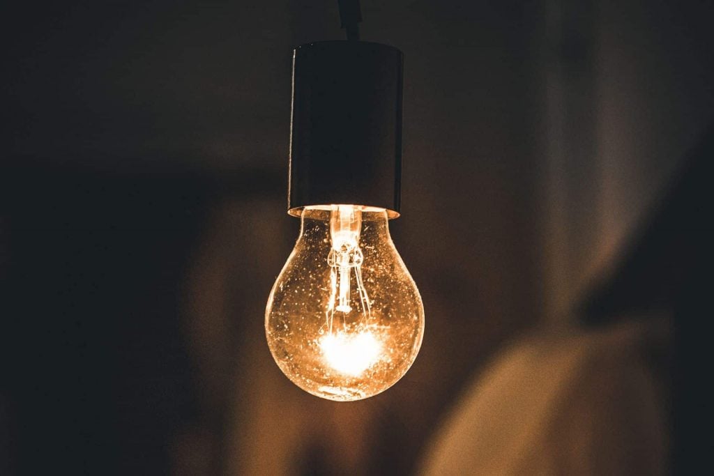 Quer melhorar seu foco, relaxar ou dormir melhor? Cuide da iluminação