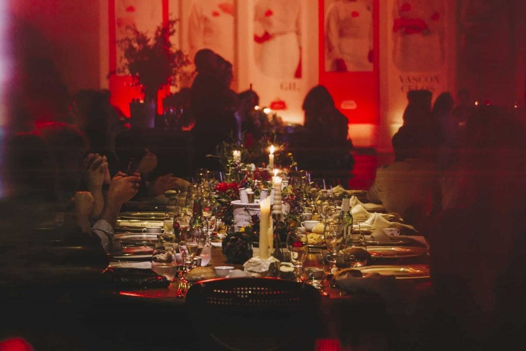 Entre algoritmos e afeto: a nova era das experiências de marca