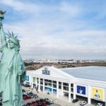 MP vai à Justiça contra a Havan por irregularidade em estátua no Maranhão