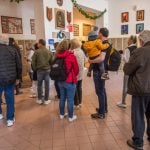 Termina a eleição na Hungria, com participação recorde e disputa Orbán x Magyar