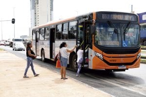 Tarifa zero no transporte poderia ser novo Bolsa Família, diz estudo