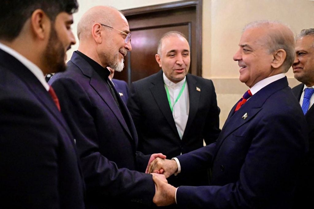 Irã e EUA celebram negociações de paz marcadas pela desconfiança mútua