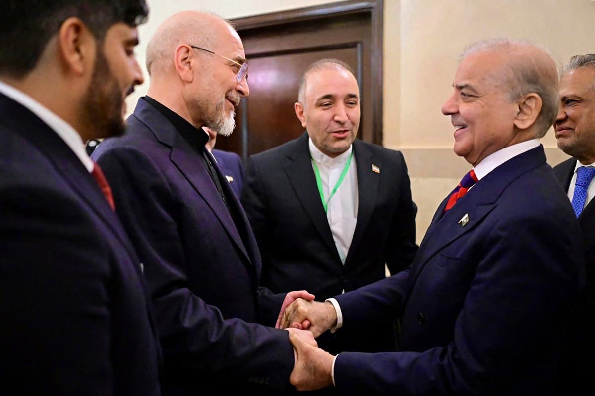 Irã e EUA celebram negociações de paz marcadas pela desconfiança mútua