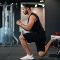 Agachamento búlgaro: 5 motivos para incluir o exercício na sua rotina