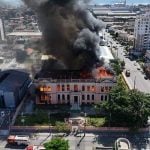 As chamas que iluminam o descaso com a educação no Paraná
